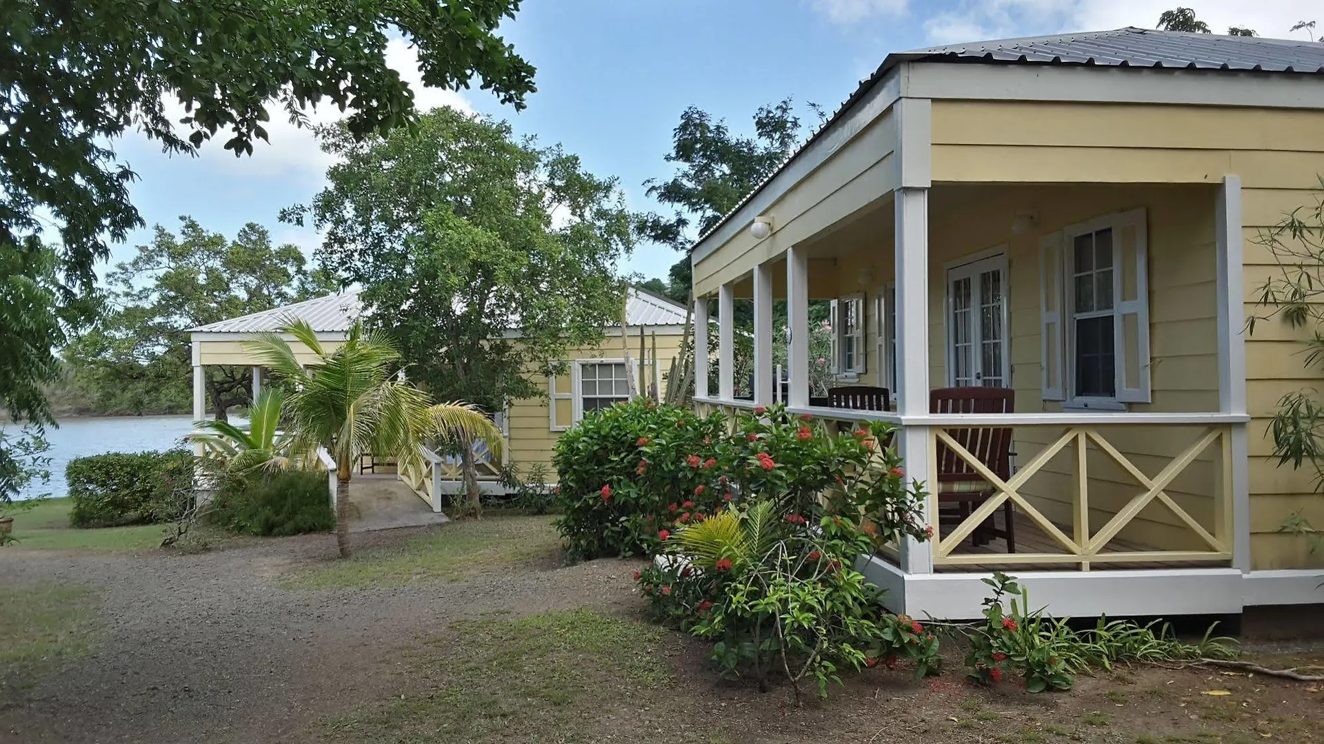 Yepton Estate Cottages Five Islands Village