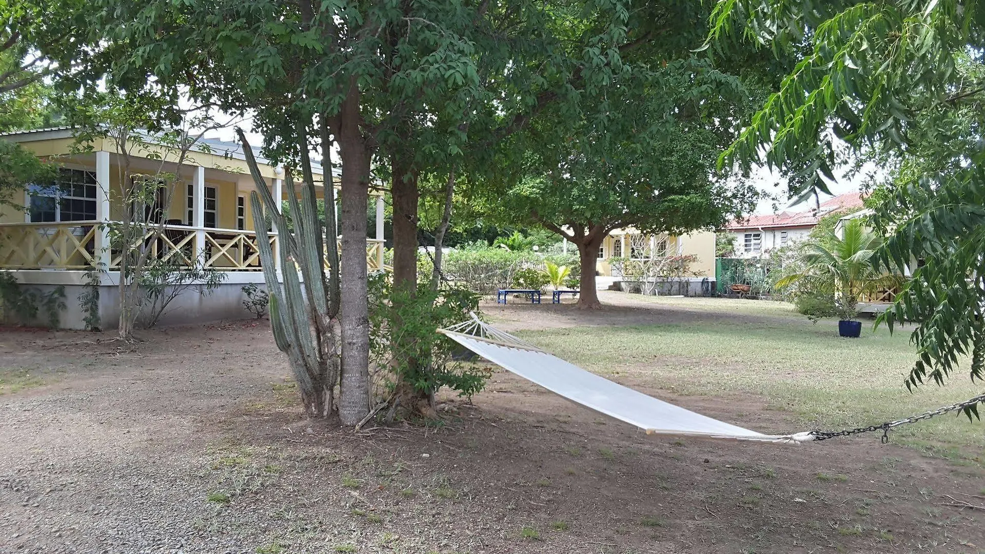 Yepton Estate Cottages Five Islands Village 3*,