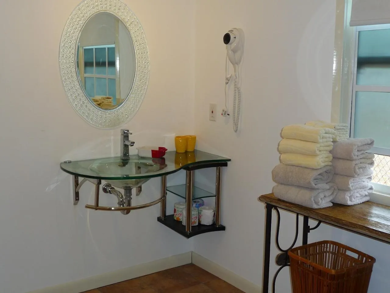 Yepton Estate Cottages Five Islands Village