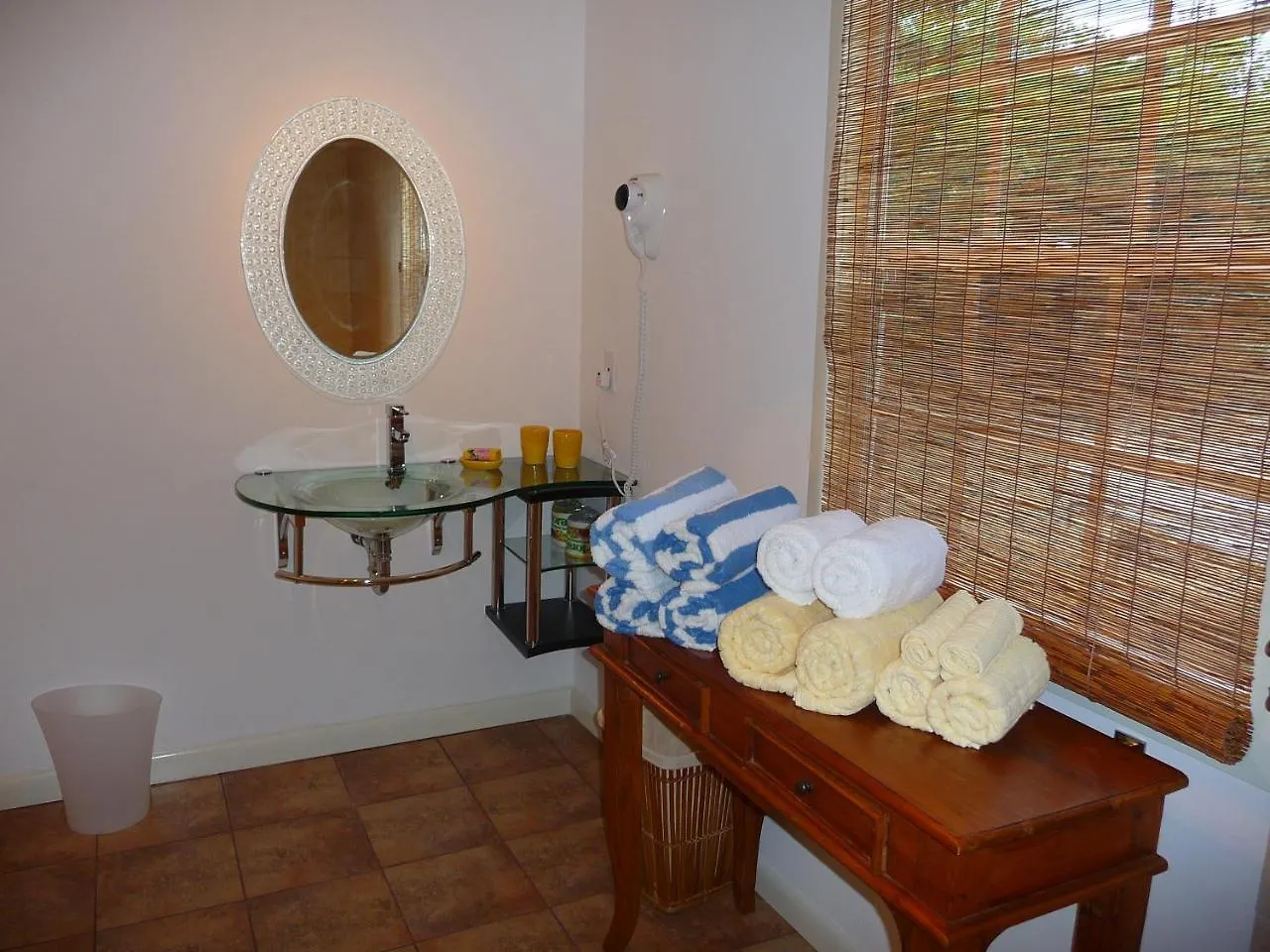 *** ホリデーパーク Yepton Estate Cottages Five Islands Village アンティグア・バーブーダ