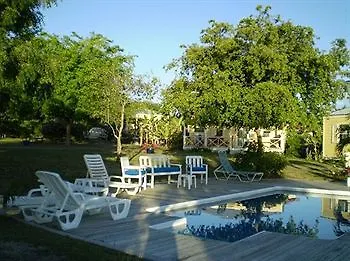 Yepton Estate Cottages Five Islands Village ホリデーパーク